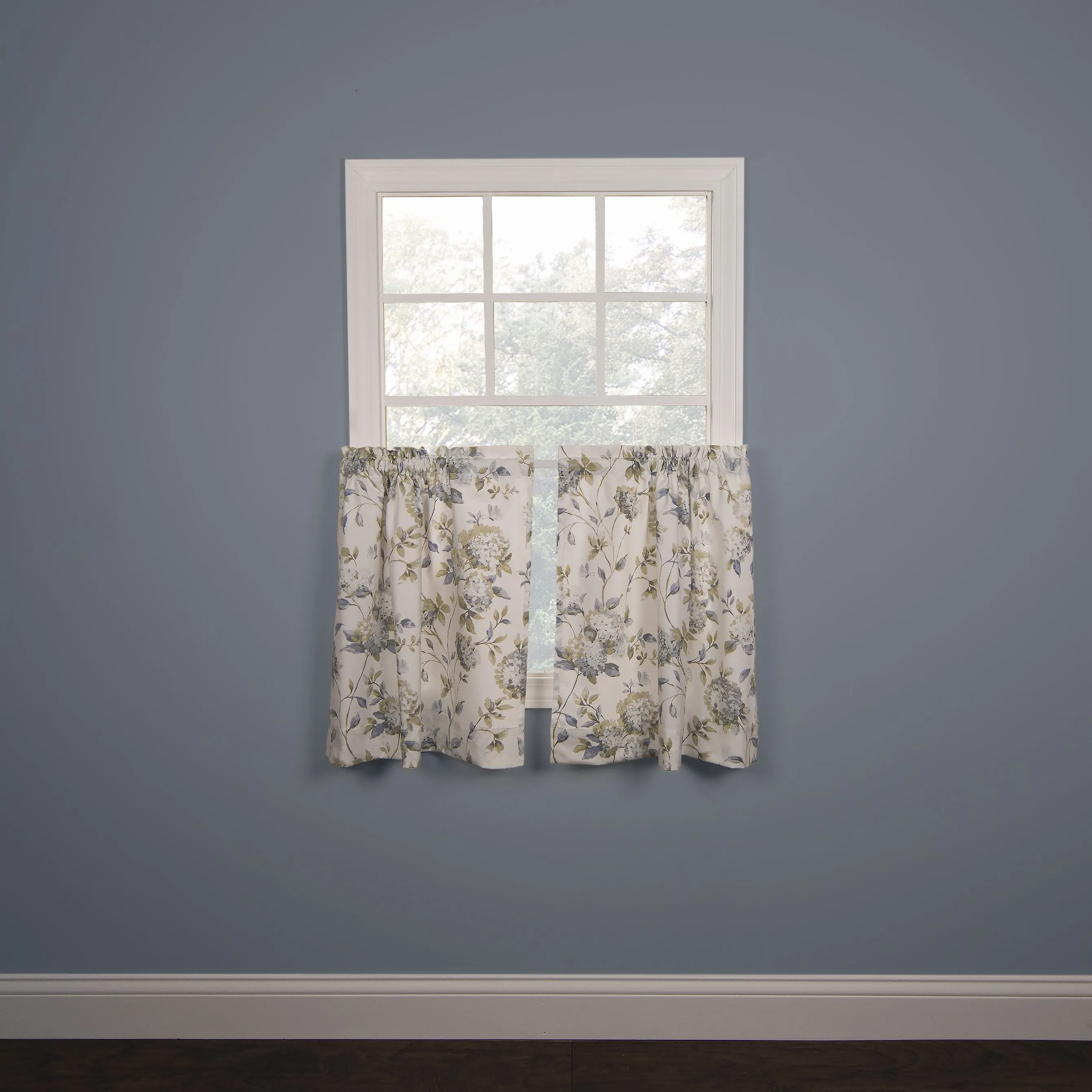 Abigail Tailored Tiers and Valance