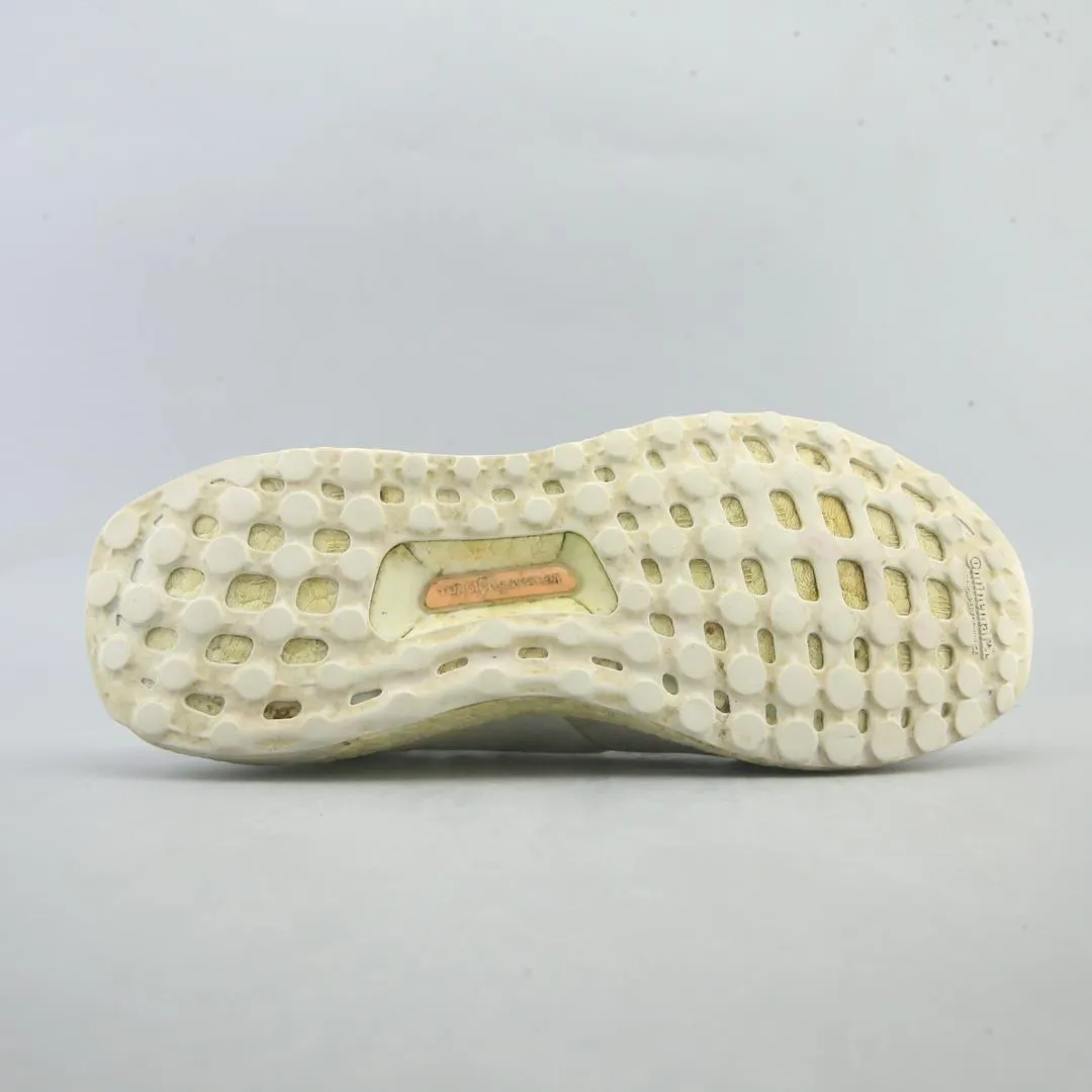 ADIDAS ULTRA BOOST  DNA