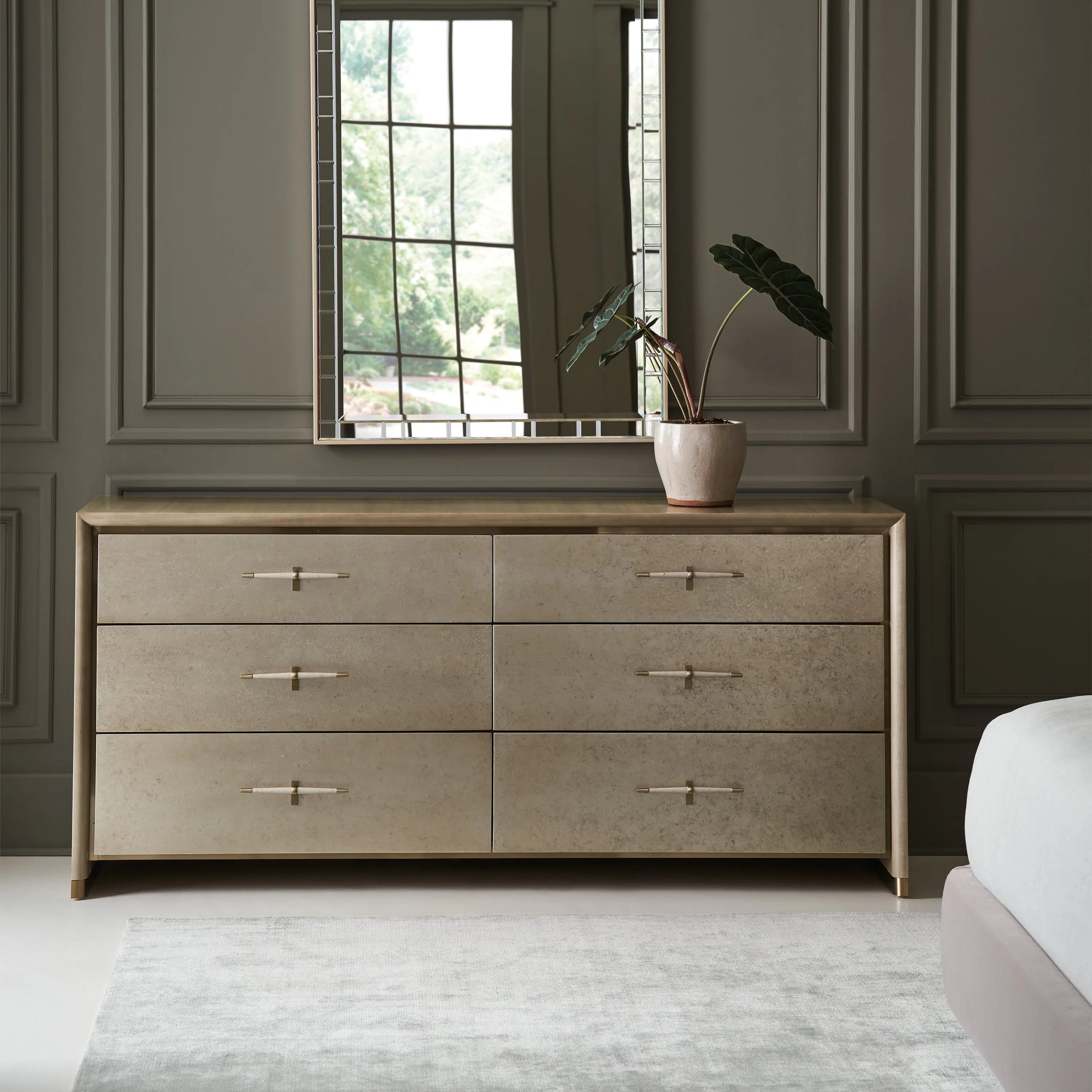 Hang Up Dresser