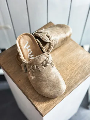 Very G-Iris Slip-Ons